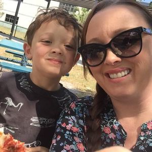 Meet your Posher, April